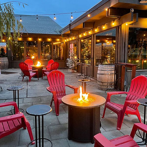 Wapato Point Cellars restaurant and dining Manson wine tasting